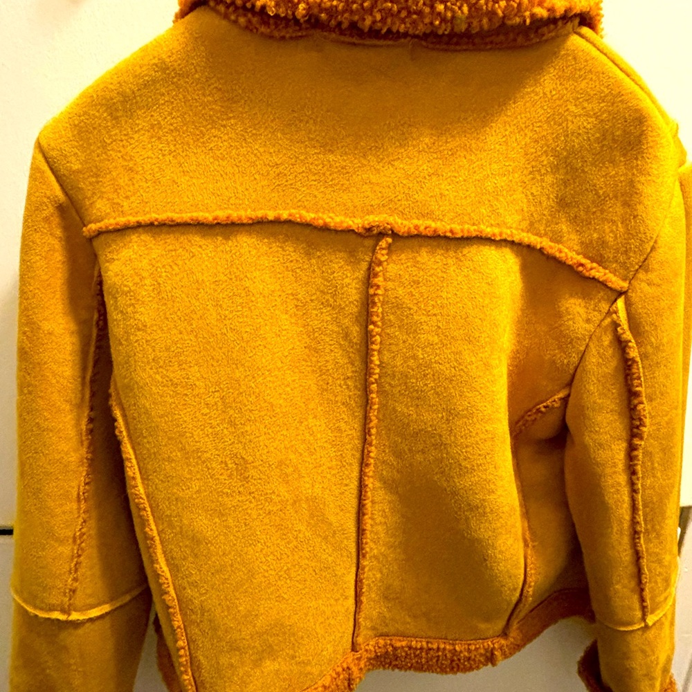 New Short Astrid Jacket - Picture 4 of 4